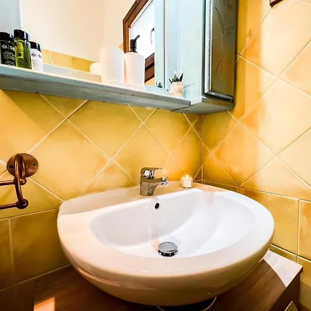 Montale 33 Apartment